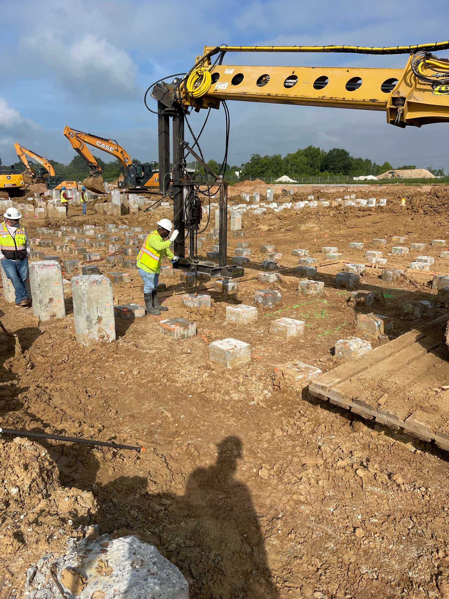 Large Concrete Pile Cutting Project